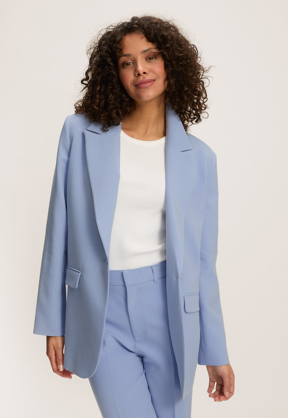 Thamia Colbert Set